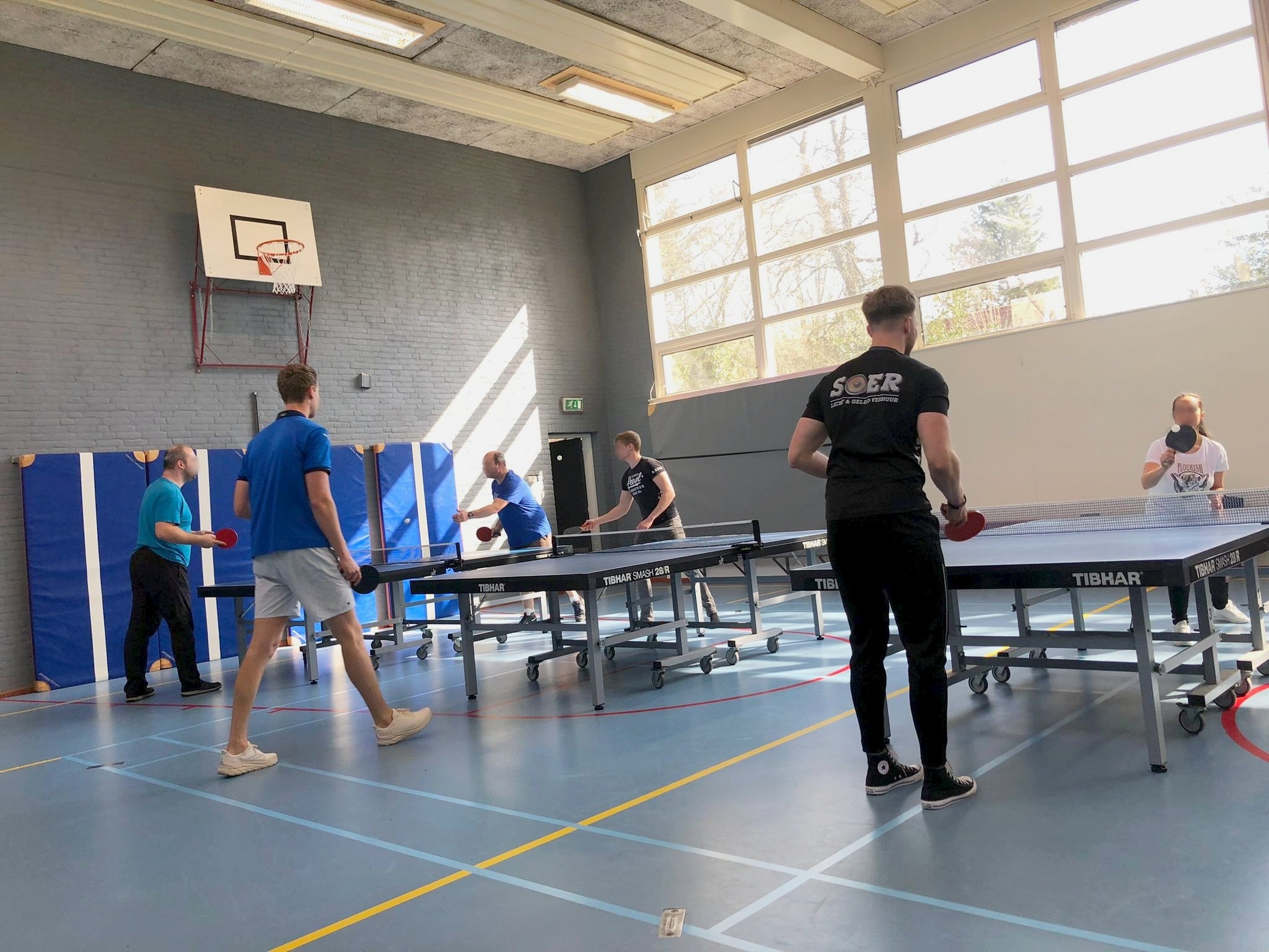 bedrijfstafeltennis-sportbedrijf-huur-1
